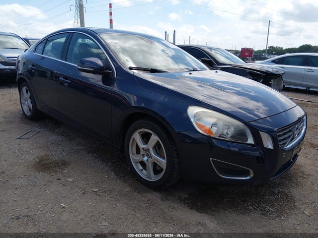 2013 VOLVO S60 T5/T5 - 1