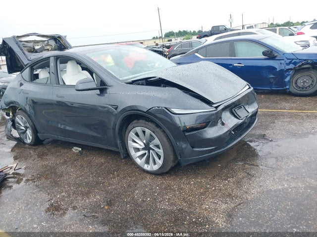 2026 TESLA MODEL Y - 1