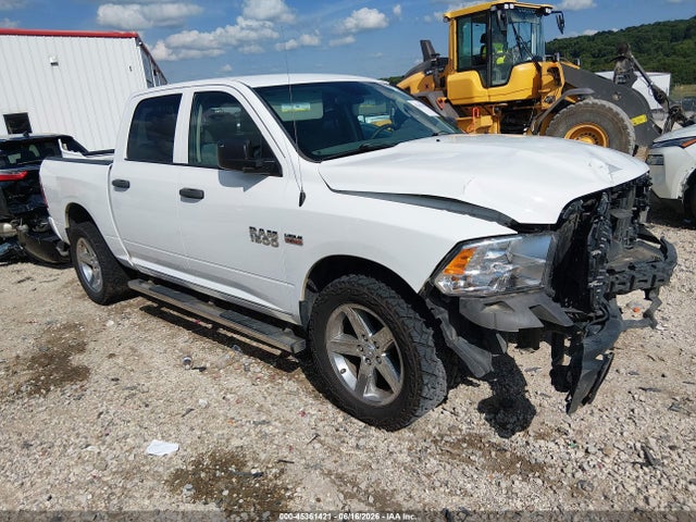 2017 RAM 1500 EXPRESS 4X4 5'7 BOX - 1