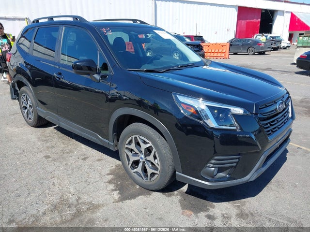 2023 SUBARU FORESTER PREMIUM - 1