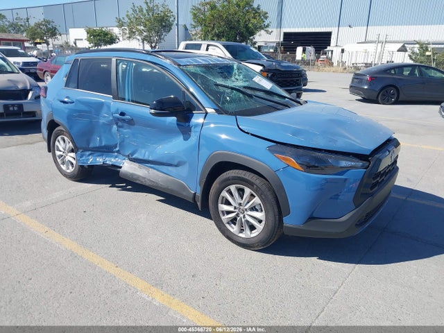 2026 TOYOTA COROLLA CROSS LE - 1