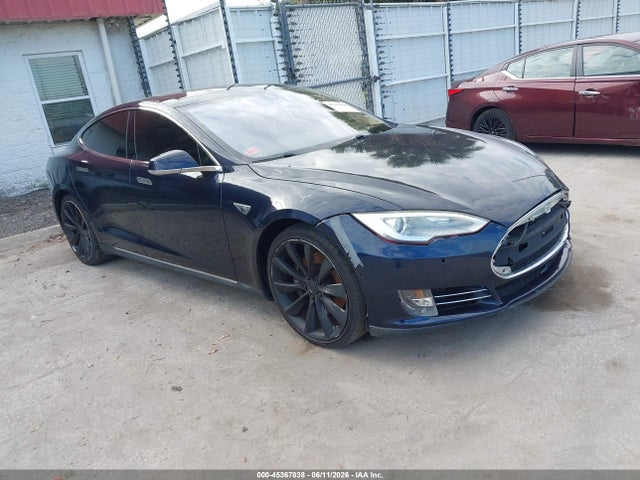 2014 TESLA MODEL S - 1