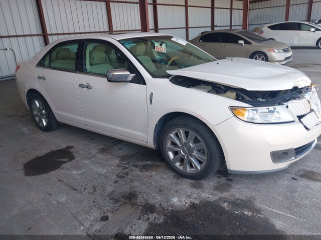 2011 LINCOLN MKZ - 1