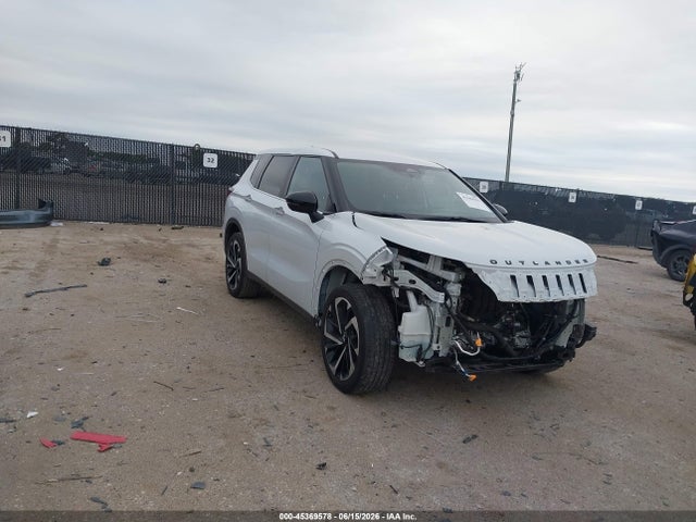 2024 MITSUBISHI OUTLANDER SE - 1