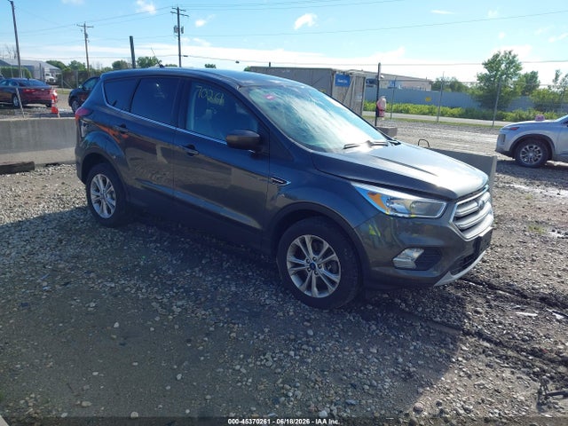 2019 FORD ESCAPE SE - 1