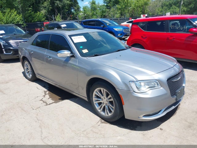 2017 CHRYSLER 300C - 1