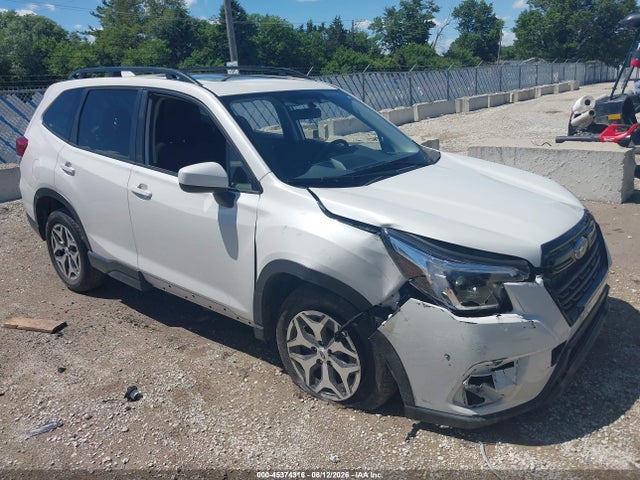 2023 SUBARU FORESTER PREMIUM - 1