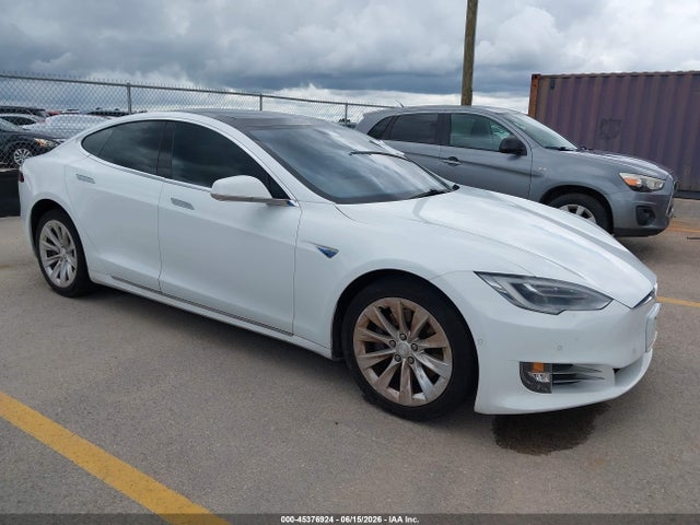 2016 TESLA MODEL S - 1