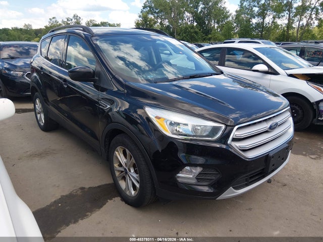 2018 FORD ESCAPE SE - 1