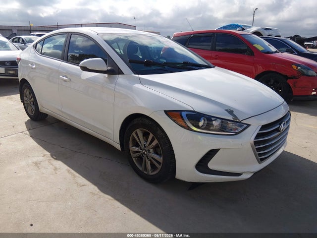 2017 HYUNDAI ELANTRA SE - 1
