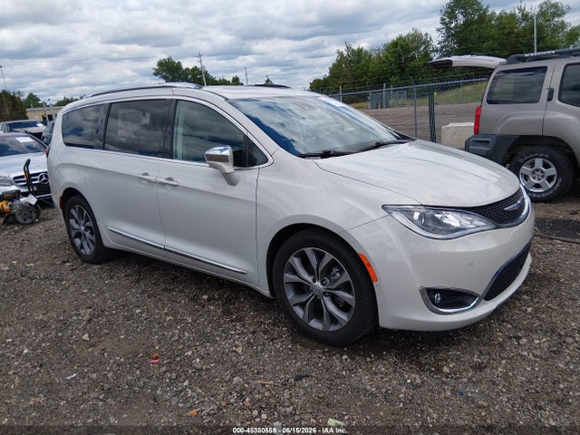 2020 CHRYSLER PACIFICA LIMITED - 1