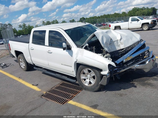 2017 CHEVROLET SILVERADO 1500 LT - 1