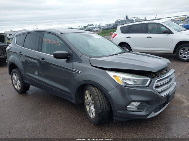 2017 FORD ESCAPE SE - 1