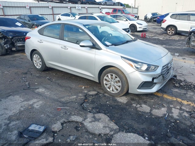2019 HYUNDAI ACCENT SE - 1