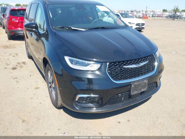 2024 CHRYSLER PACIFICA HYBRID - 1