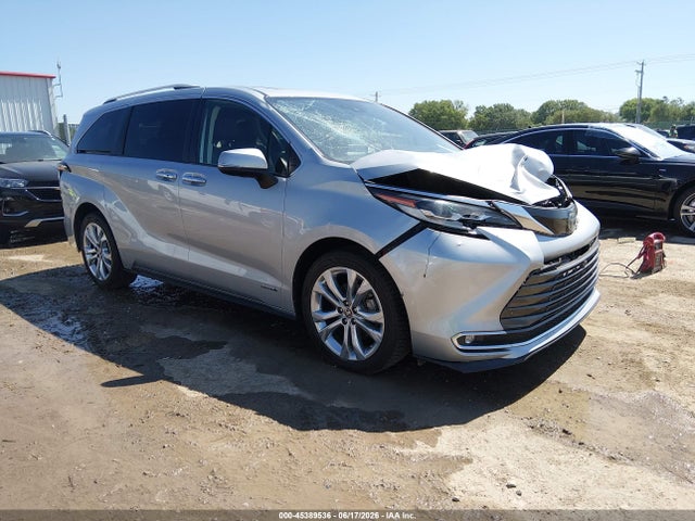 2021 TOYOTA SIENNA PLATINUM - 1