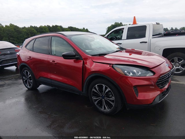 2022 FORD ESCAPE SE - 1