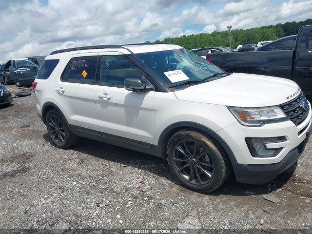 2017 FORD EXPLORER XLT - 1