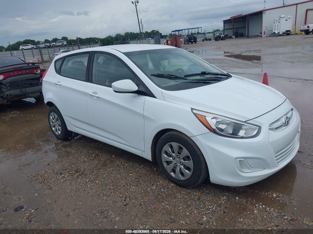 2017 HYUNDAI ACCENT SE - 1