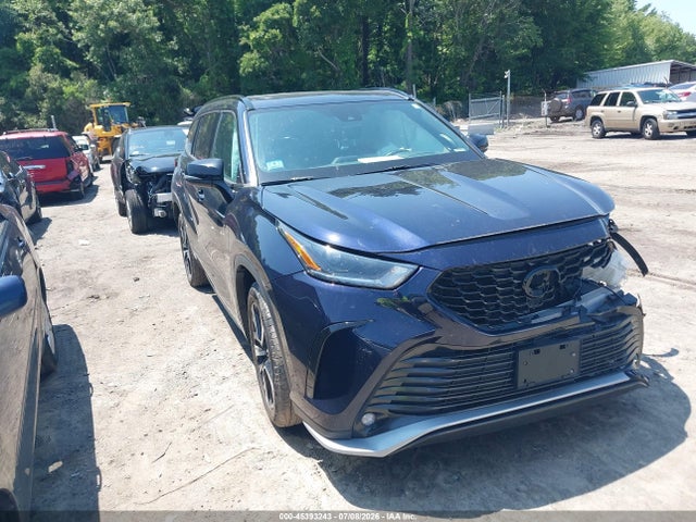 2021 TOYOTA HIGHLANDER XSE - 1