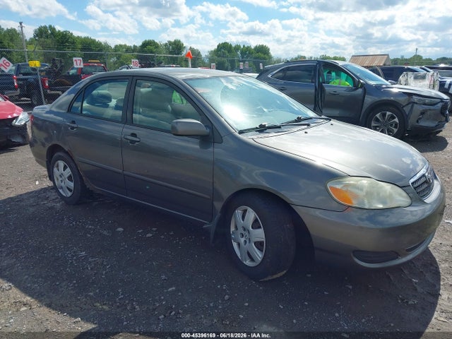 2005 TOYOTA COROLLA LE - 1
