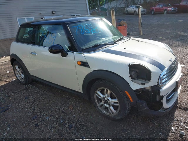 2013 MINI HARDTOP COOPER - 1
