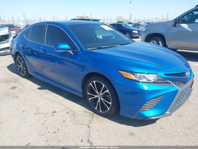 2020 TOYOTA CAMRY SE - 1