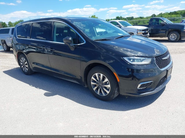 2023 CHRYSLER PACIFICA HYBRID TOURING L - 1