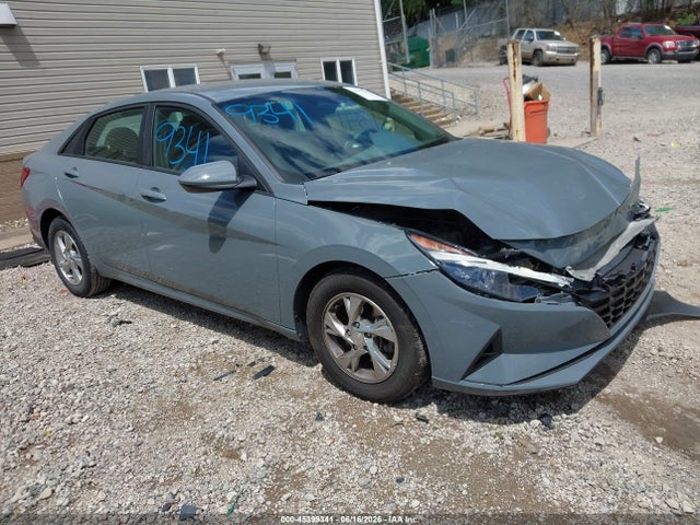 2023 HYUNDAI ELANTRA SE - 1
