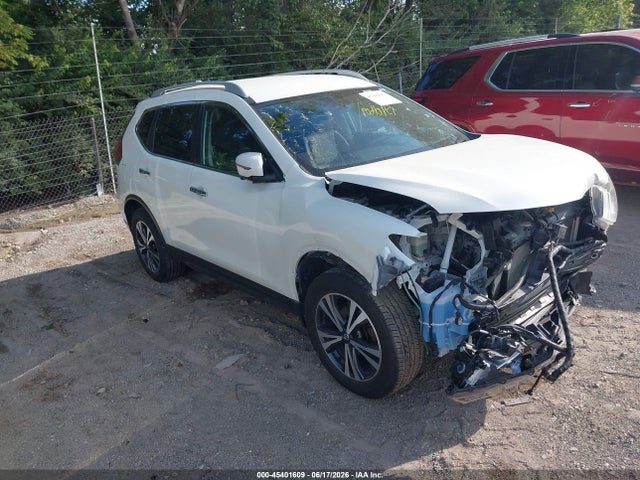 2019 NISSAN ROGUE SV - 1