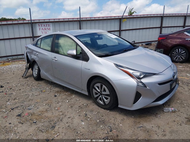 2016 TOYOTA PRIUS TWO - 1