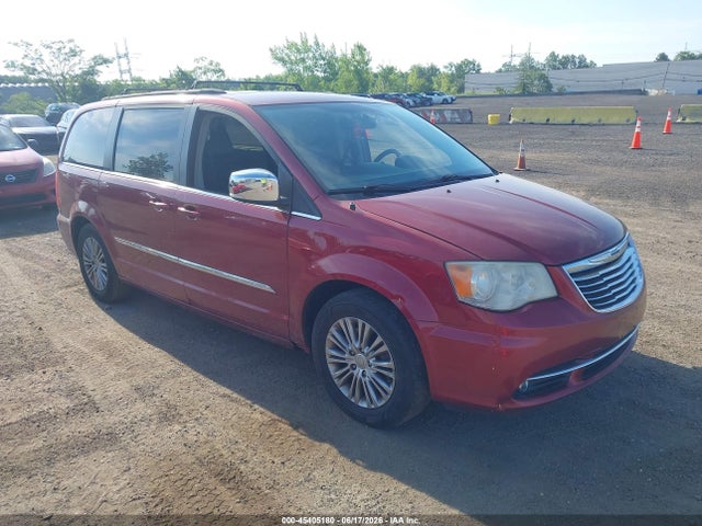 2013 CHRYSLER TOWN & COUNTRY - 1