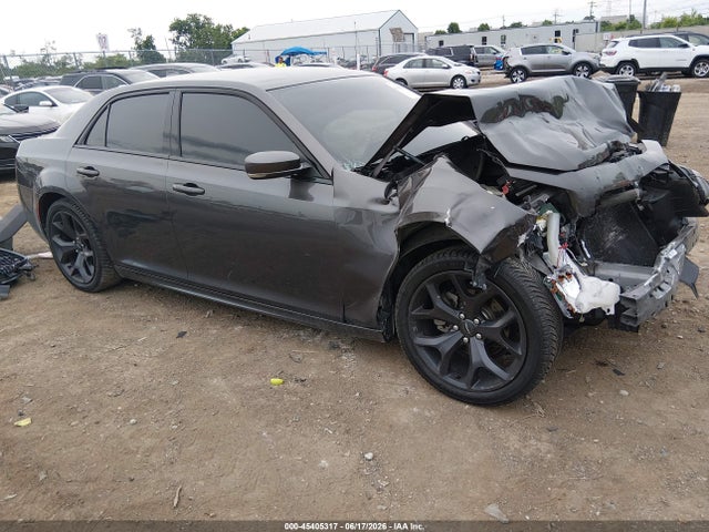 2021 CHRYSLER 300 TOURING L - 1