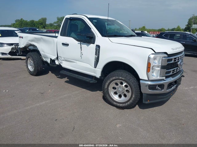 2025 FORD F-350 XLT - 1