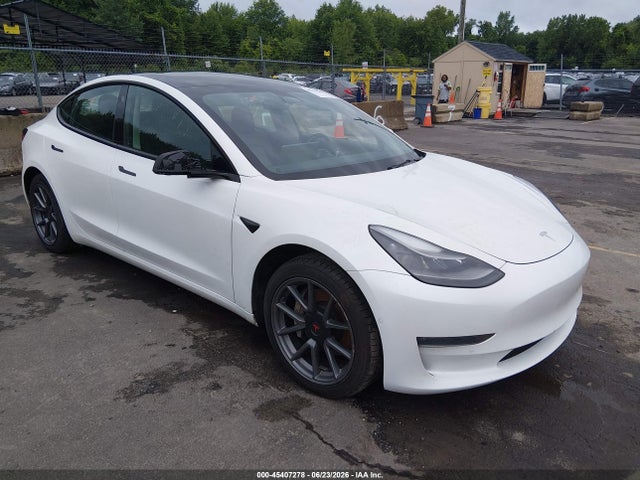 2022 TESLA MODEL 3 - 1