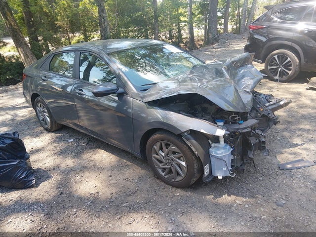 2024 HYUNDAI ELANTRA SEL - 1