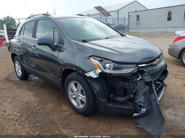 2018 CHEVROLET TRAX LT - 1