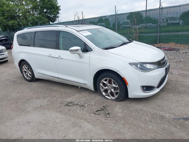 2017 CHRYSLER PACIFICA LIMITED - 1