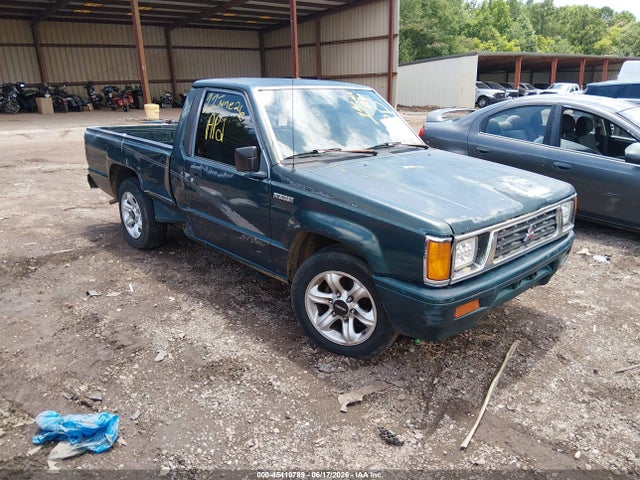 1994 MITSUBISHI MIGHTY MAX - 1