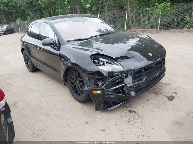 2021 PORSCHE MACAN GTS - 1