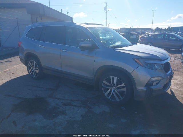 2018 HONDA PILOT TOURING - 1