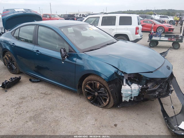 2026 TOYOTA CAMRY SE - 1