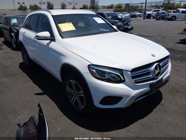 2019 MERCEDES-BENZ GLC 300 - 1