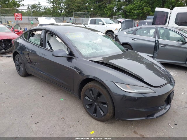 2025 TESLA MODEL 3 - 1