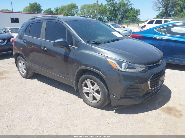 2017 CHEVROLET TRAX LT - 1