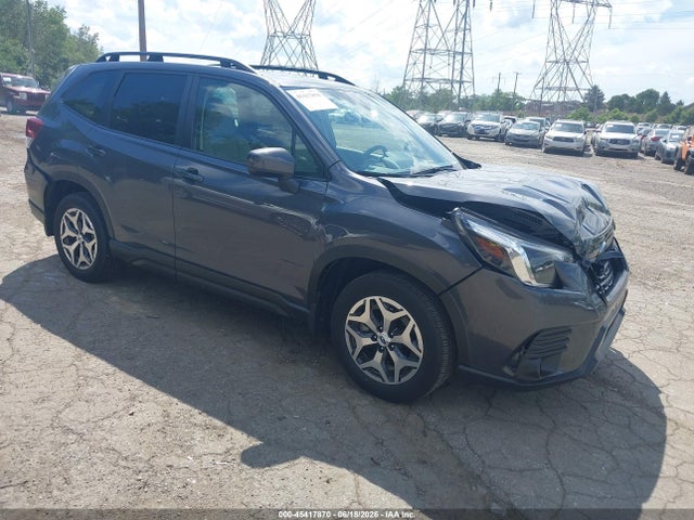 2024 SUBARU FORESTER PREMIUM - 1