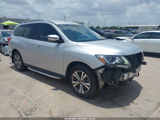 2019 NISSAN PATHFINDER SV - 1