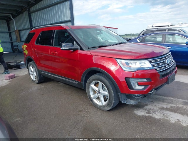 2017 FORD EXPLORER XLT - 1