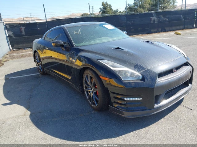 2016 NISSAN GT-R PREMIUM - 1