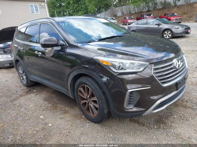2017 HYUNDAI SANTA FE SE - 1